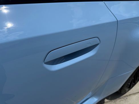 Used 2023 BMW M2 w/ Lighting Package RWD image 41