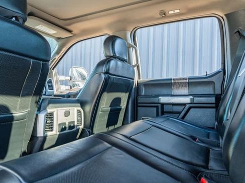 Used 2019 Ford F250 Lariat w/ Lariat Ultimate Package image 36