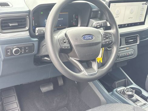 New 2026 Ford Maverick XL FWD image 9