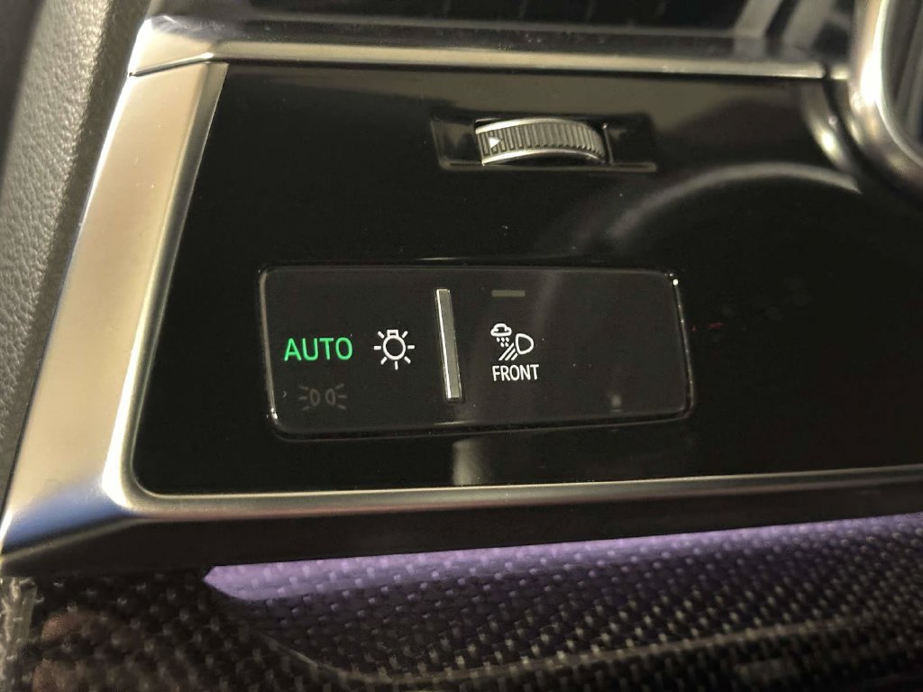 Used 2023 Audi SQ7 Prestige w/ Sport Package AWD/4WD image 24