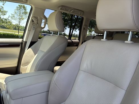 Used 2018 Lexus GX 460 Premium w/ Premium Package AWD/4WD image 34