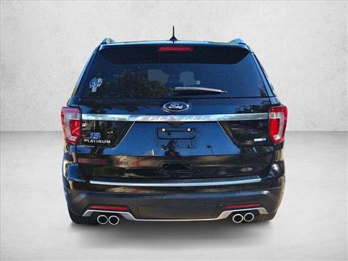 Used 2018 Ford Explorer Platinum image 6