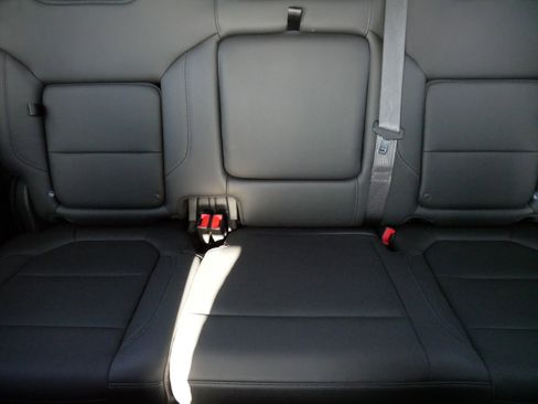 Used 2021 GMC Sierra 1500 SLT w/ SLT Convenience Package image 13