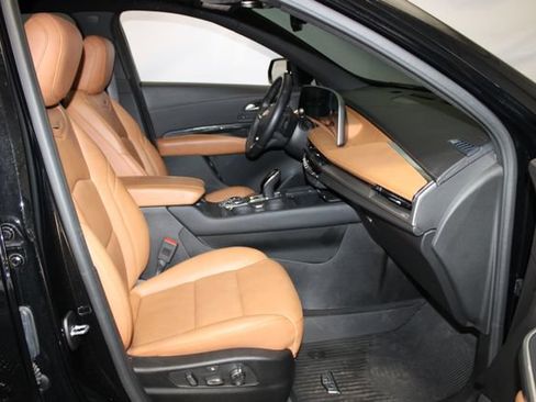 Certified 2024 Cadillac XT4 Sport AWD/4WD image 14