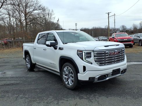 Used 2024 GMC Sierra 1500 Denali w/ Denali Reserve Package image 1