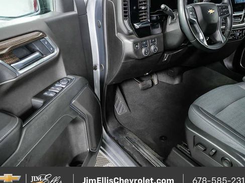 Certified 2025 Chevrolet Silverado 1500 LT AWD/4WD image 7