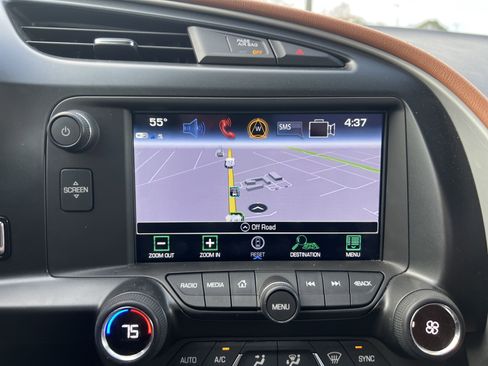 Used 2019 Chevrolet Corvette 2LT w/ 2LT Preferred Equipment Group image 24