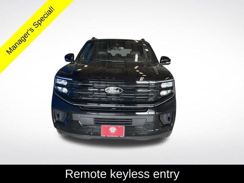 Used 2025 Ford Expedition Max Platinum w/ Stealth Appearance Package AWD/4WD image 15