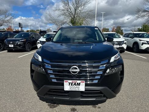 New 2026 Nissan Rogue SV image 2
