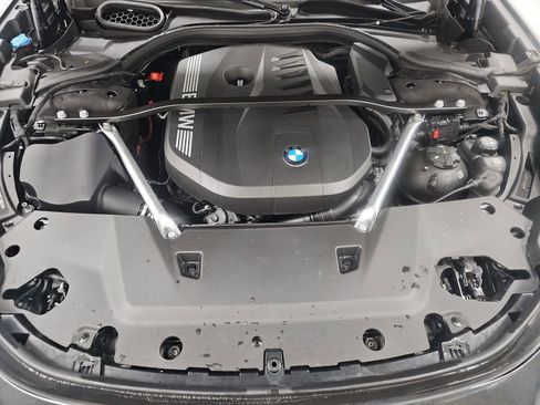 Used 2023 BMW 740i 740i w/ Executive Package image 7