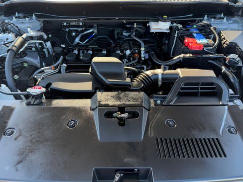 Used 2024 Honda CR-V EX-L image 8