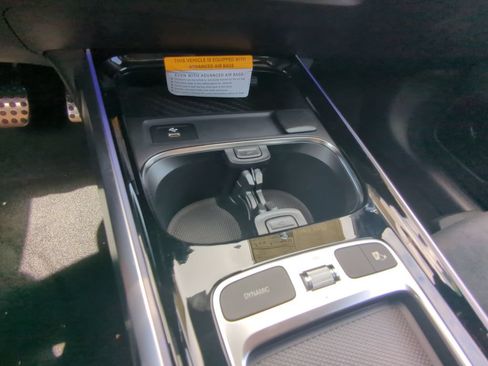 Certified 2024 Mercedes-Benz GLB 250 image 8
