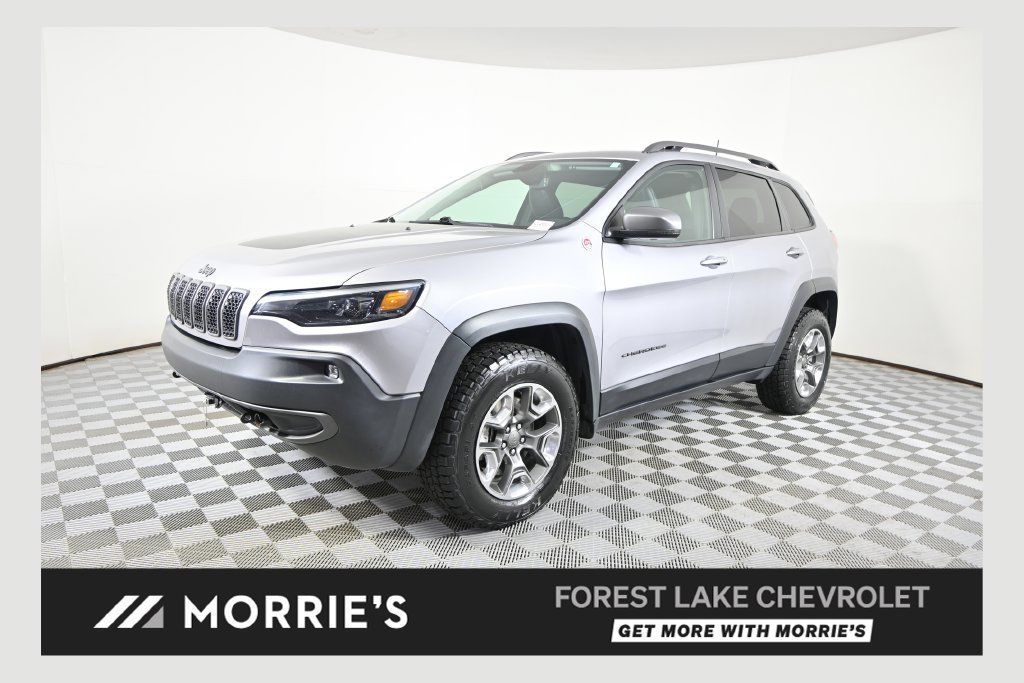 Used 2019 Jeep Cherokee Trailhawk AWD/4WD image 1