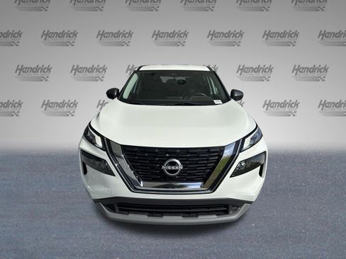 Used 2023 Nissan Rogue S AWD/4WD image 3