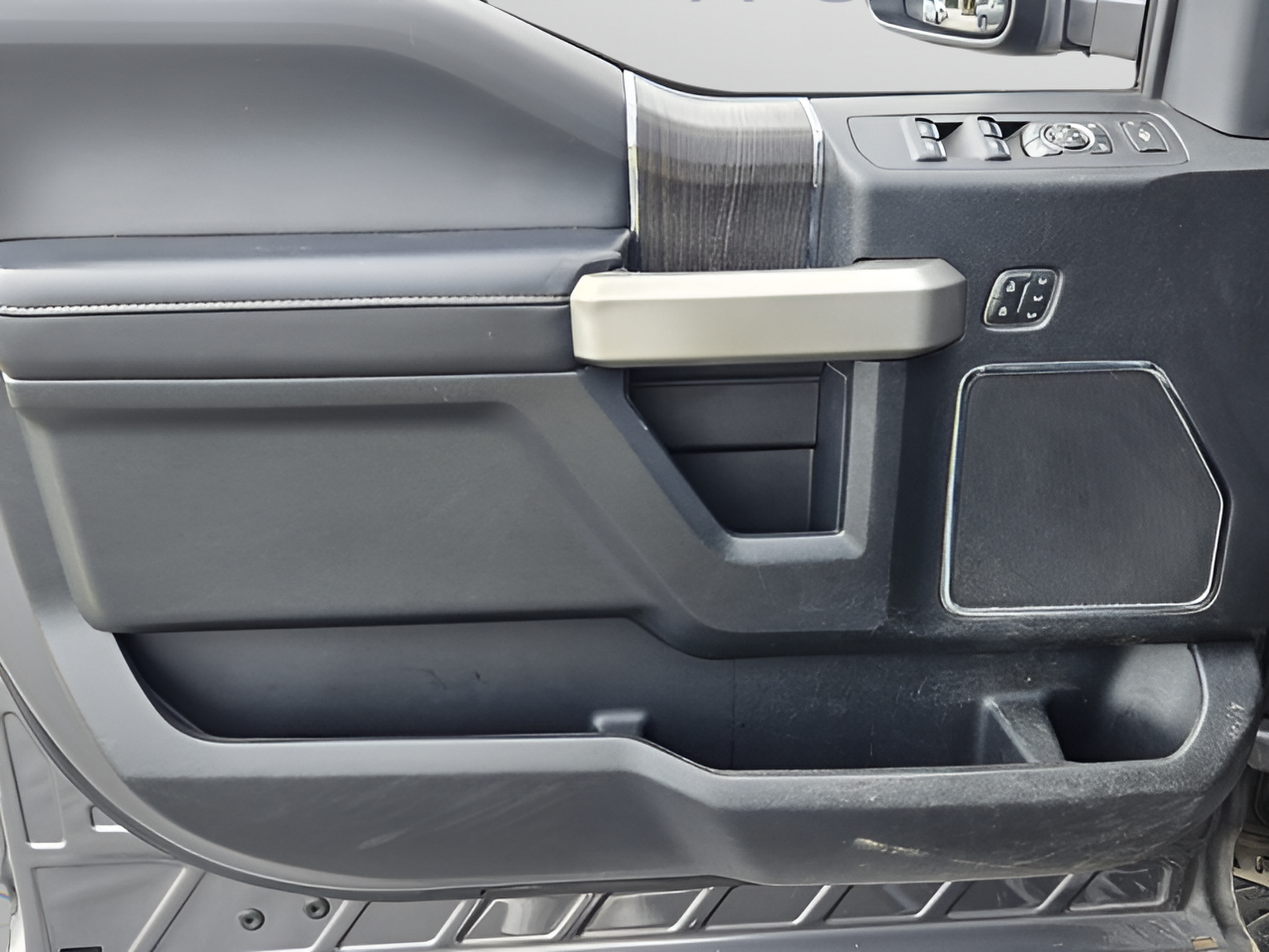Used 2021 Ford F250 Lariat AWD/4WD image 12