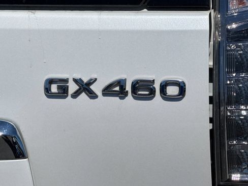 Used 2018 Lexus GX 460 Luxury w/ Preferred Accessory Package AWD/4WD image 48