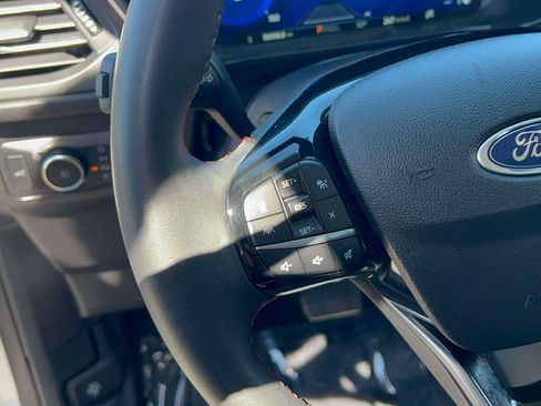 Used 2022 Ford Escape SEL w/ SEL Stealth AWD Package image 23