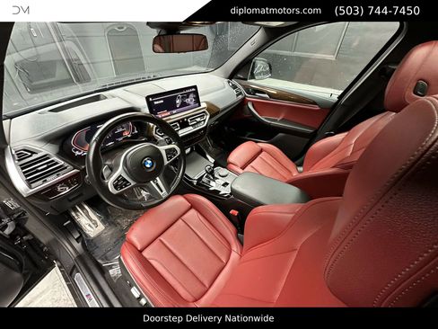 Used 2024 BMW X3 M40i w/ Premium Package image 17