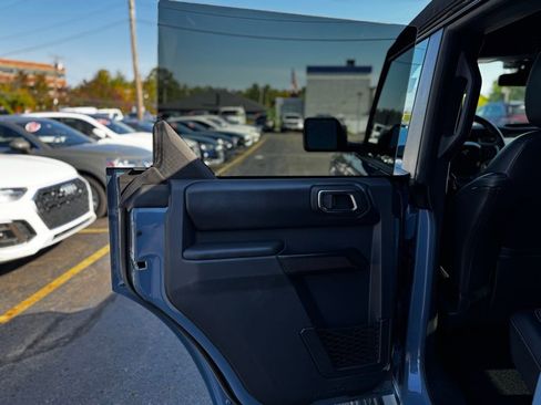 Used 2025 Ford Bronco Outer Banks image 7