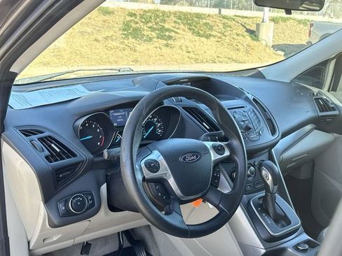 Used 2014 Ford Escape SE image 19