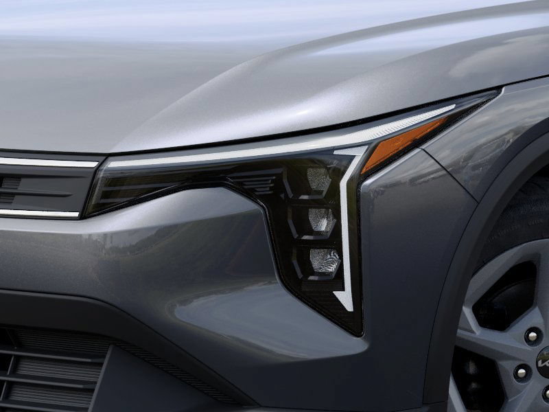 New 2025 Kia K4 FWD image 10