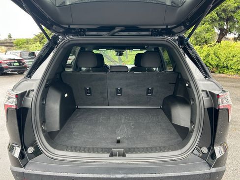 Used 2025 Chevrolet Equinox LT AWD/4WD image 22