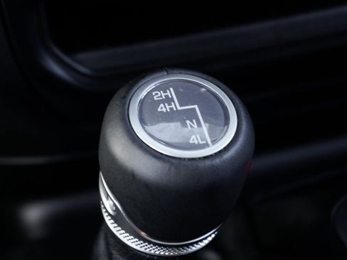 Used 2023 Jeep Wrangler Sahara image 32