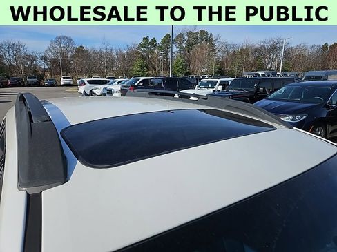 Used 2011 Subaru Outback 2.5i Limited image 9