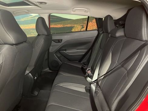 Used 2025 Subaru Crosstrek 2.0i Premium image 46