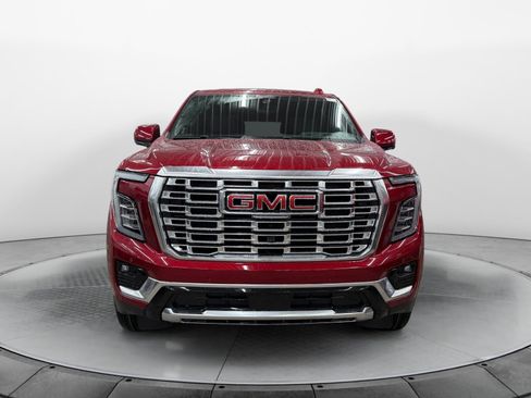 New 2026 GMC Yukon XL Denali w/ Denali Reserve Package image 7