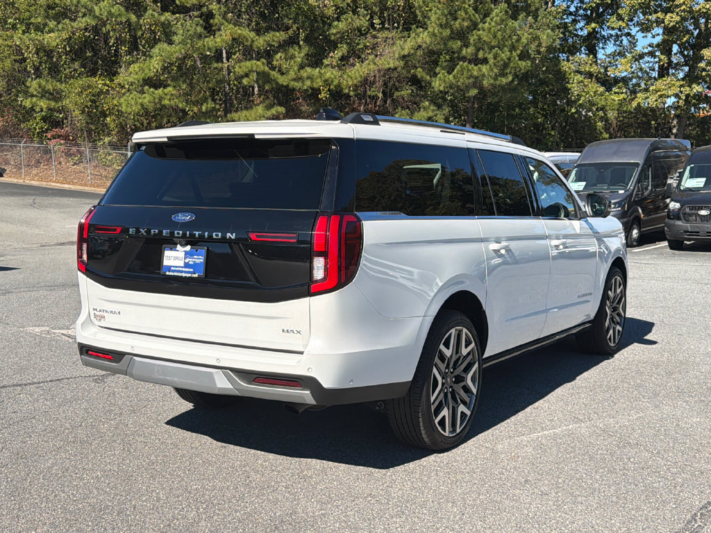 Used 2025 Ford Expedition Max Platinum w/ Platinum Ultimate Package AWD/4WD image 7