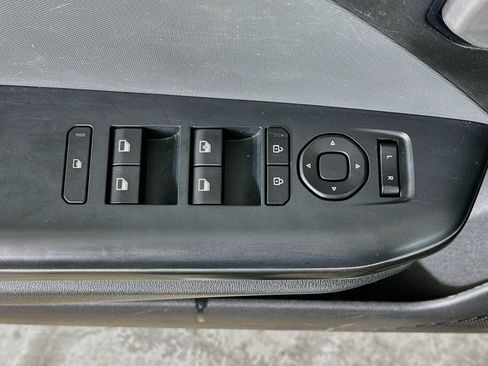 Used 2025 Kia K4 FWD image 15