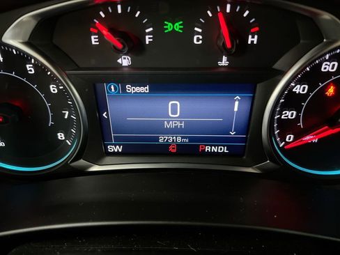 Used 2022 Chevrolet Equinox LT AWD/4WD image 13