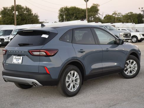 New 2026 Ford Escape Active image 6