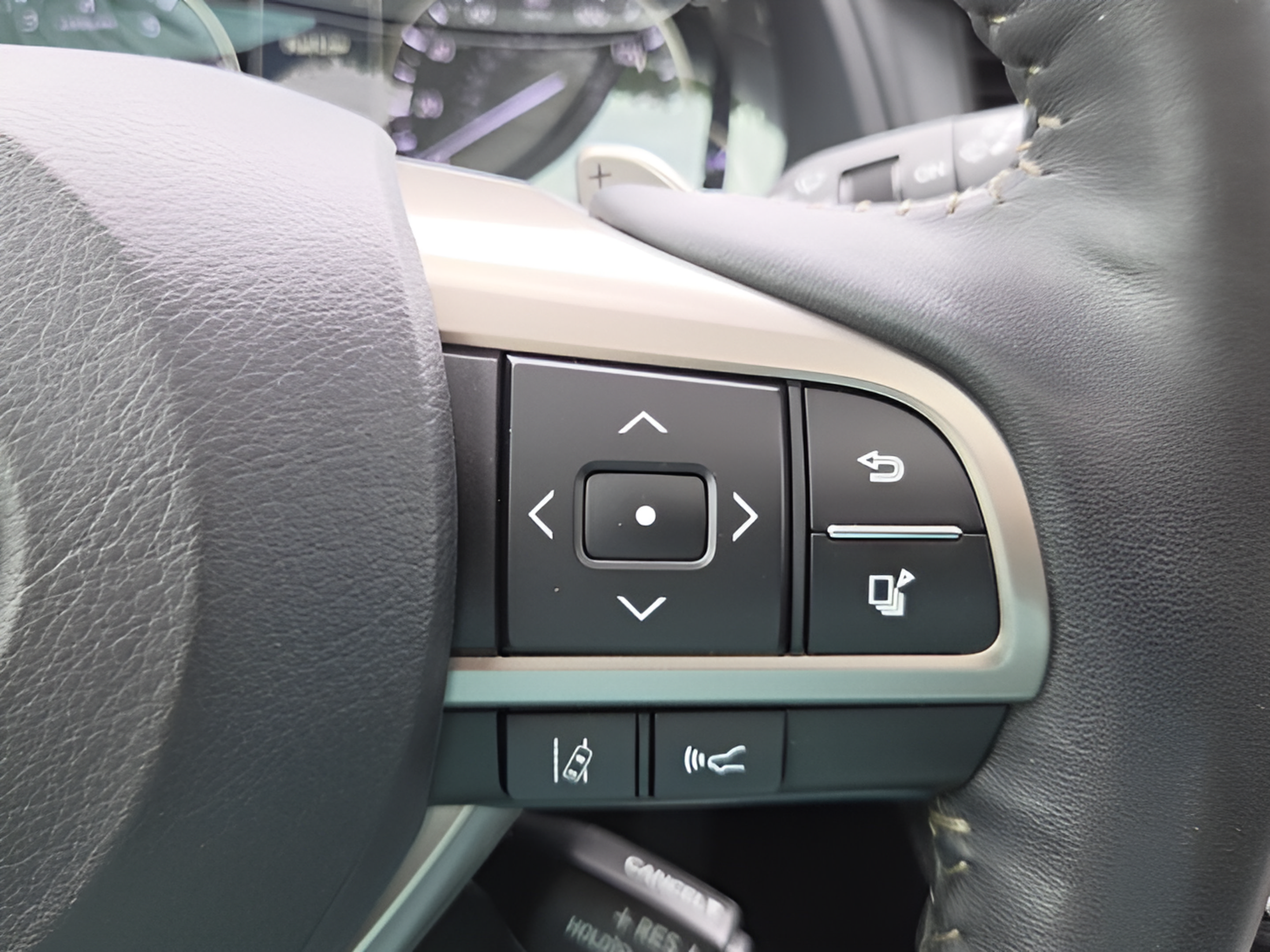 Used 2020 Lexus RX 350 FWD w/ Premium Package image 29