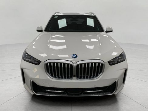 New 2026 BMW X5 xDrive50e w/ Executive Package AWD/4WD image 12