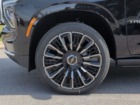 New 2026 Chevrolet Tahoe High Country AWD/4WD image 34