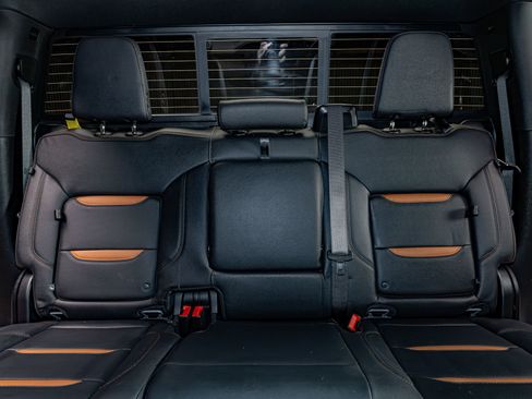 Used 2025 GMC Sierra 1500 AT4 w/ AT4 Premium Package image 26