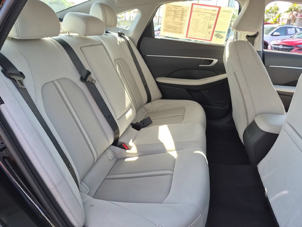 Used 2025 Hyundai Sonata SEL FWD image 30