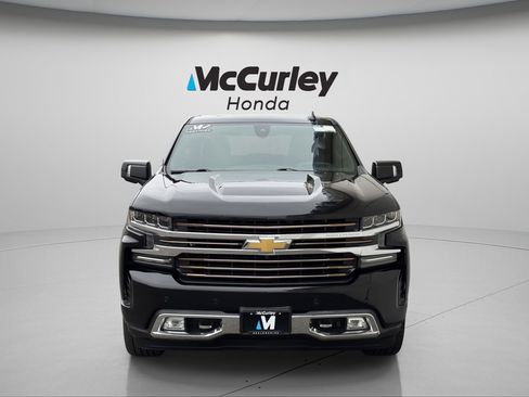 Used 2020 Chevrolet Silverado 1500 High Country w/ Technology Package image 8