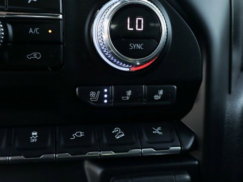 Used 2023 GMC Sierra 3500 AT4 w/ AT4 Premium Plus Package image 44