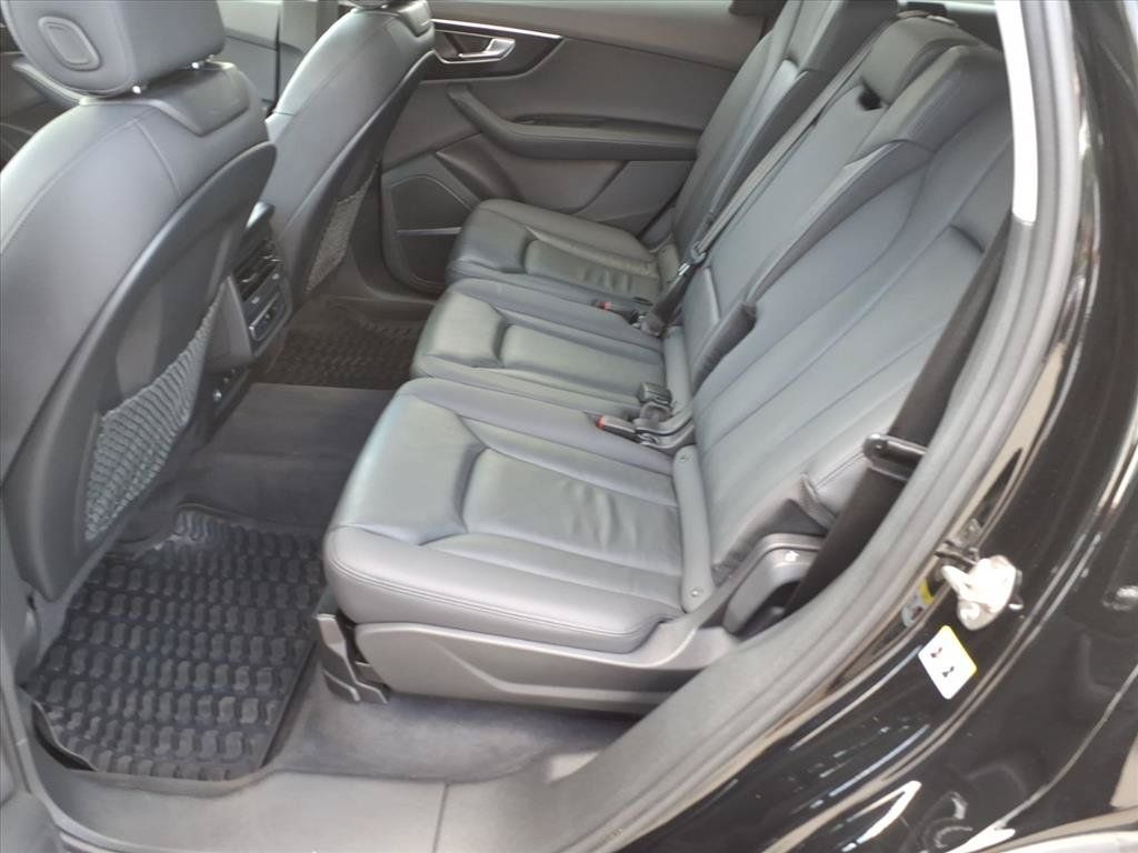 Used 2023 Audi Q7 3.0T Premium Plus AWD/4WD image 13