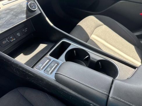 Used 2025 Hyundai Sonata SEL FWD image 27
