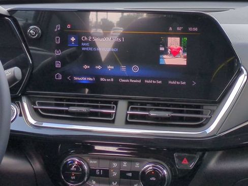Used 2026 Chevrolet Trax ACTIV w/ Driver Confidence Package FWD image 18