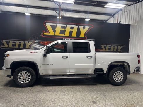 Used 2023 Chevrolet Silverado 3500 W/T w/ WT Convenience Package image 2