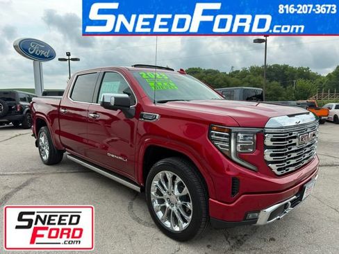 Used 2023 GMC Sierra 1500 Denali w/ Denali Reserve Package AWD/4WD image 1