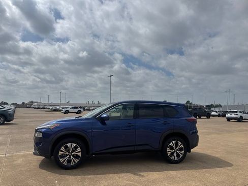 Used 2021 Nissan Rogue SV AWD/4WD image 13