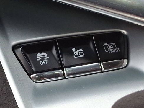 Used 2025 Chevrolet Corvette Stingray Premium Cpe w/ Z51 Performance Package image 22