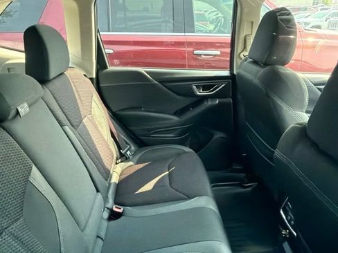 Used 2019 Subaru Forester Premium AWD/4WD image 14