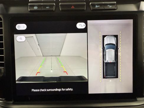 Used 2023 Ford F250 Lariat w/ FX4 Off-Road Package image 24